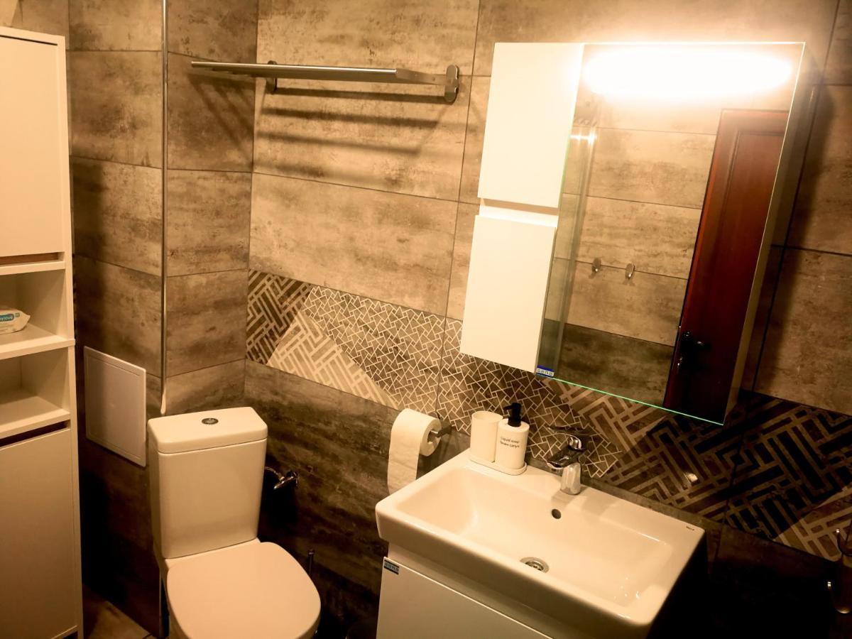 Kalina Apartment Kazanlŭk المظهر الخارجي الصورة