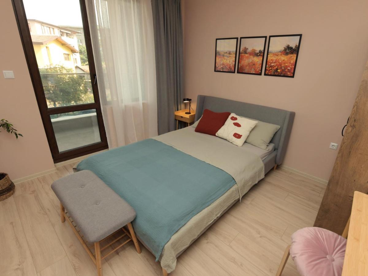 Kalina Apartment Kazanlŭk المظهر الخارجي الصورة